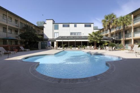Amerihome Inn & Suites Houston Airport North 外观 照片