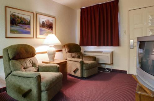 Amerihome Inn & Suites Houston Airport North 外观 照片